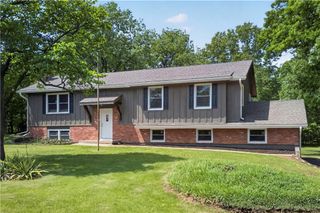13516 W 71st Street, Shawnee, KS 66216