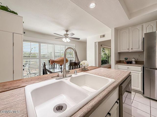 560 Chapala Drive, Camarillo, CA 93010