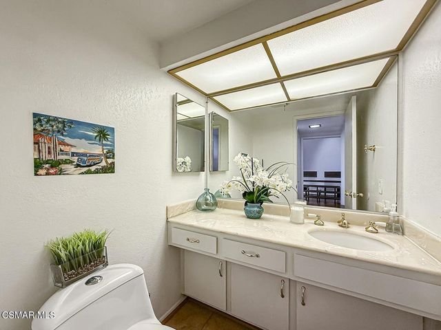 560 Chapala Drive, Camarillo, CA 93010