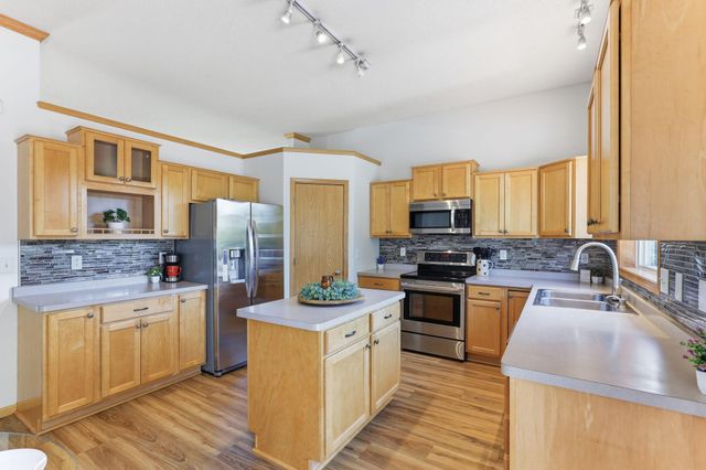 19886 Evensong Avenue, Farmington, MN 55024