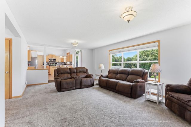 19886 Evensong Avenue, Farmington, MN 55024
