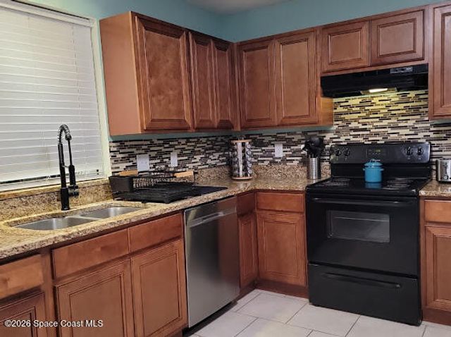 1286 Lingen Avenue NW, Palm Bay, FL 32907