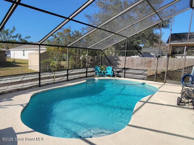 1286 Lingen Avenue NW, Palm Bay, FL 32907