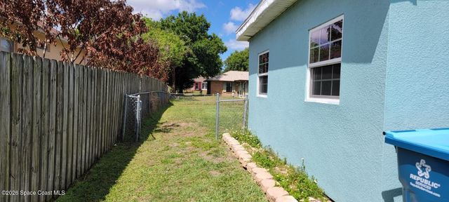 1286 Lingen Avenue NW, Palm Bay, FL 32907