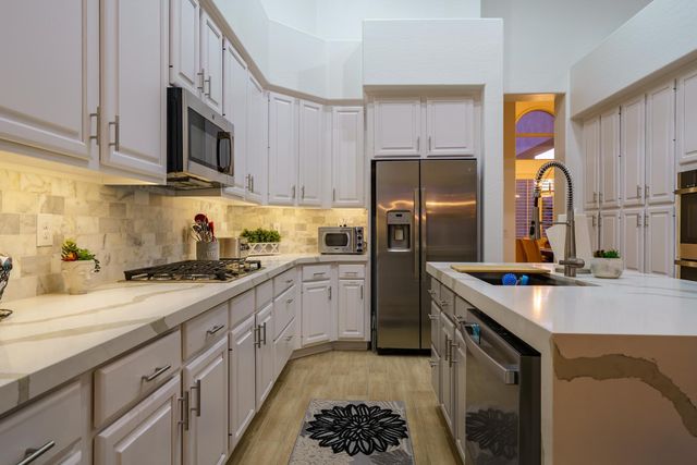 17635 N 55th Place, Scottsdale, AZ 85254