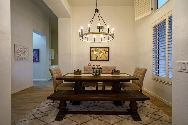 17635 N 55th Place, Scottsdale, AZ 85254