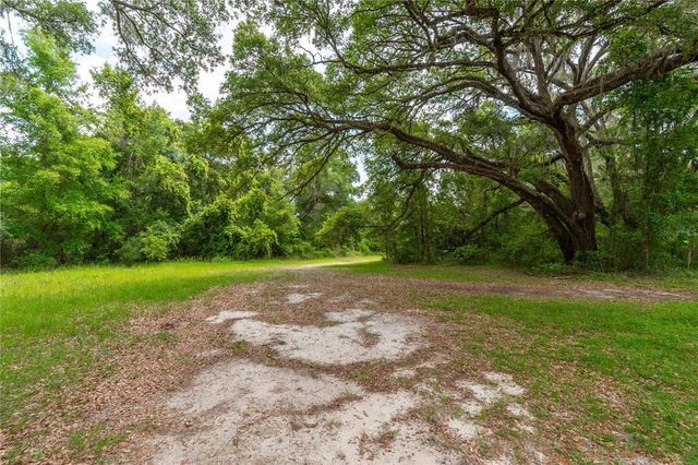 13586 N US HIGHWAY 27, Ocala, FL 34482