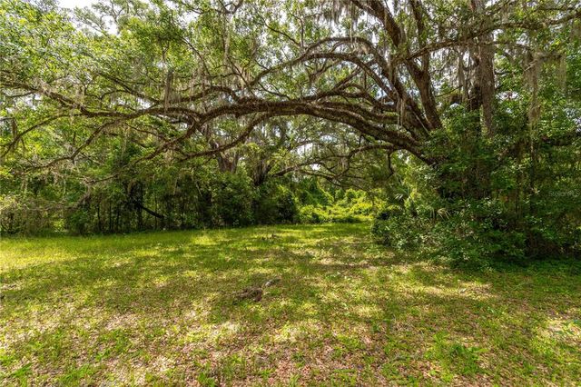 13586 N US HIGHWAY 27, Ocala, FL 34482