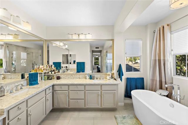 22970 Bouquet, Mission Viejo, CA 92692