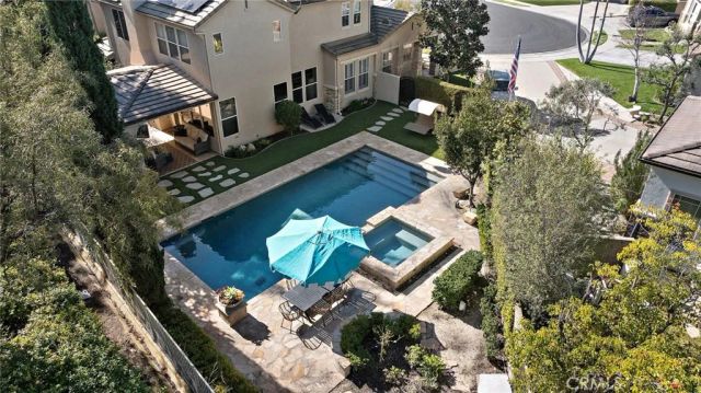 22970 Bouquet, Mission Viejo, CA 92692