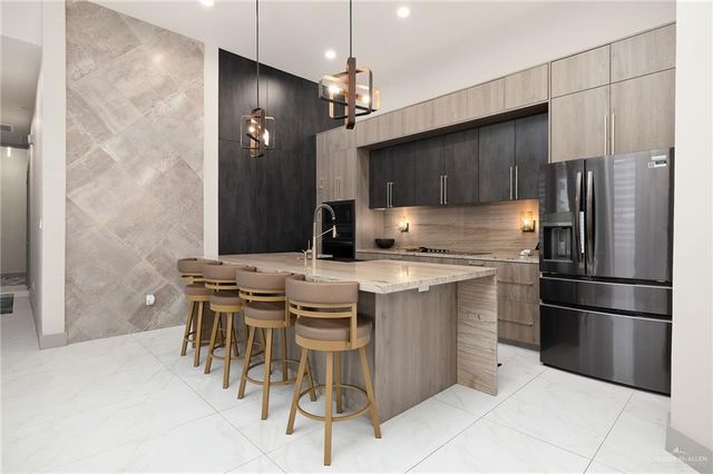 2511 Wisteria Street, Mission, TX 78574