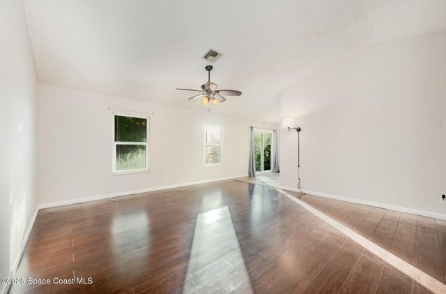 511 Biscayne Lane, Sebastian, FL 32958