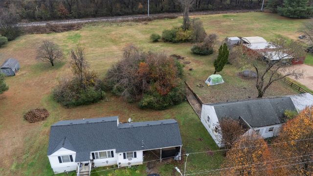 4252 Woods St, Old Hickory, TN 37138
