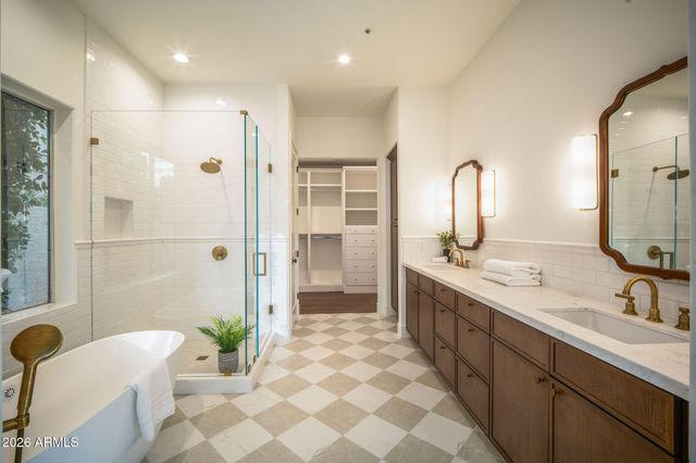 11916 N 81ST Street, Scottsdale, AZ 85260