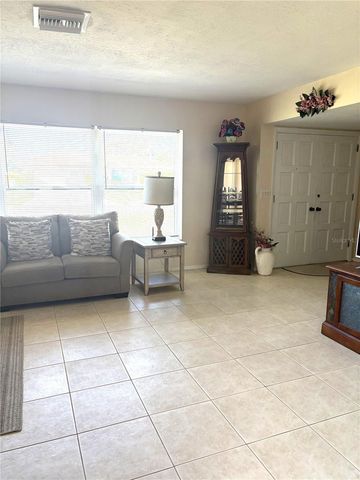 124 MATISSE CIRCLE W, Nokomis, FL 34275
