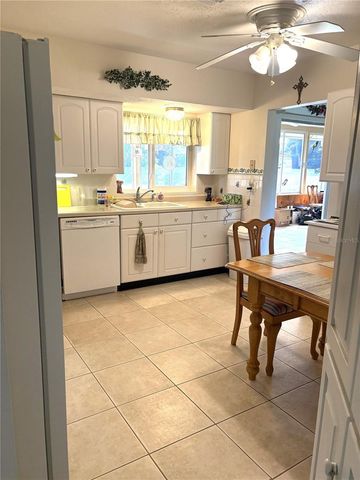 124 MATISSE CIRCLE W, Nokomis, FL 34275