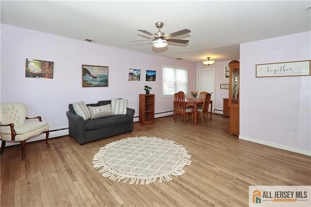 196 Worth Street, Iselin, NJ 08830