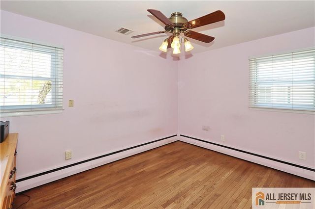 196 Worth Street, Iselin, NJ 08830