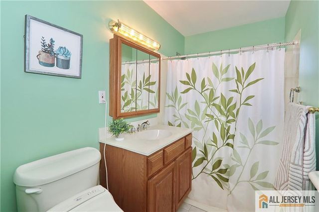 196 Worth Street, Iselin, NJ 08830