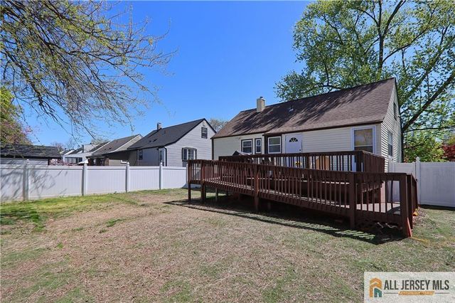 196 Worth Street, Iselin, NJ 08830