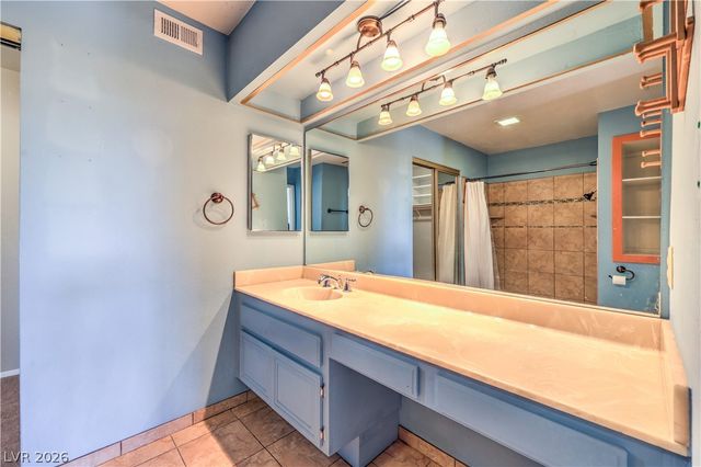 2731 San Lago Court, Las Vegas, NV 89121