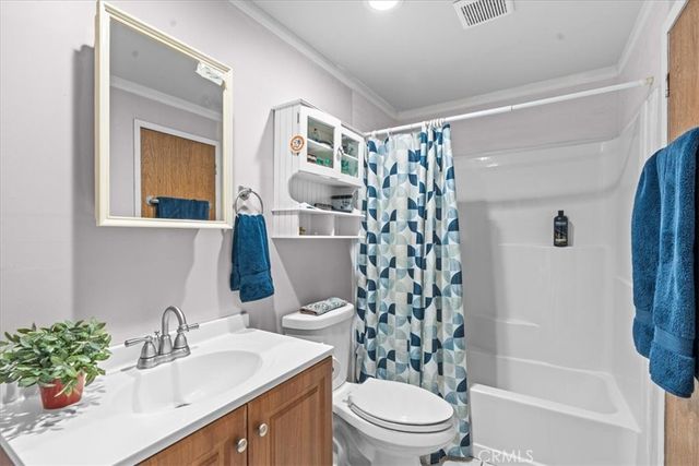 7700 Lampson Avenue 11, Garden Grove, CA 92841