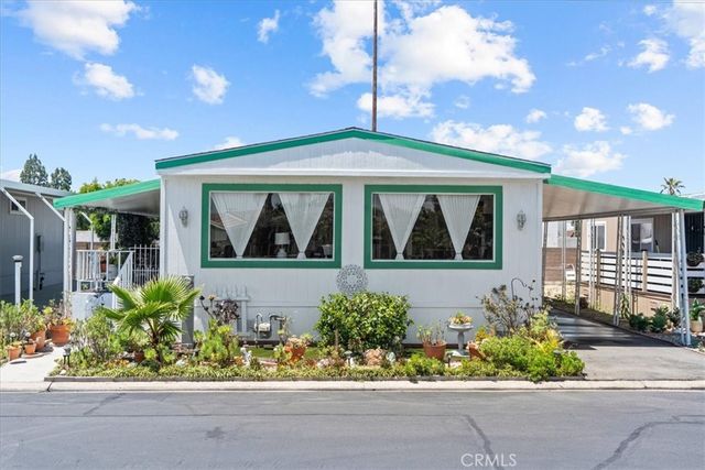 7700 Lampson Avenue 11, Garden Grove, CA 92841