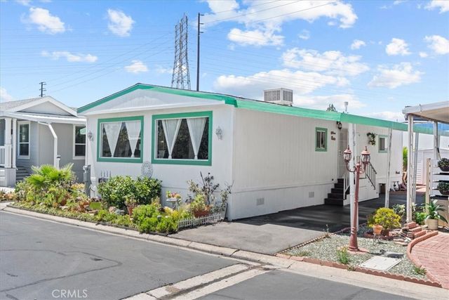 7700 Lampson Avenue 11, Garden Grove, CA 92841