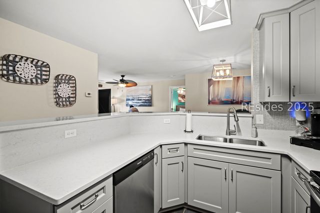 100 Kensington Blvd Apt 318, Bluffton, SC 29910