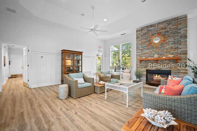 100 Kensington Blvd Apt 318, Bluffton, SC 29910