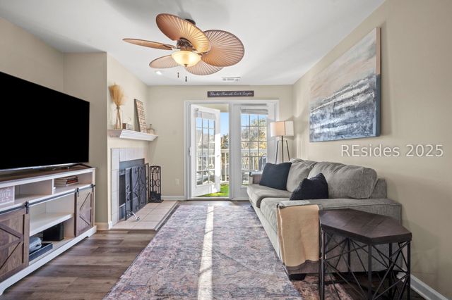 100 Kensington Blvd Apt 318, Bluffton, SC 29910