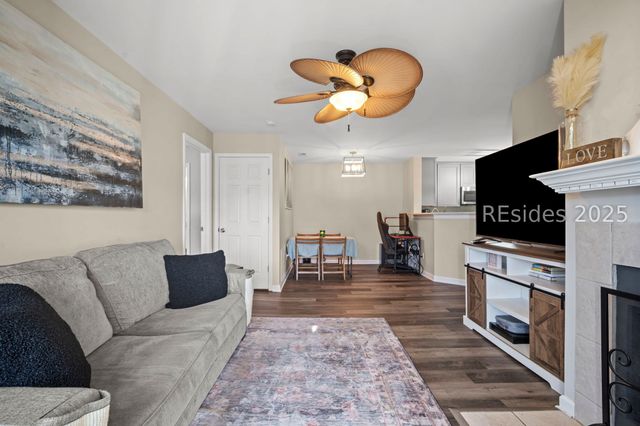 100 Kensington Blvd Apt 318, Bluffton, SC 29910