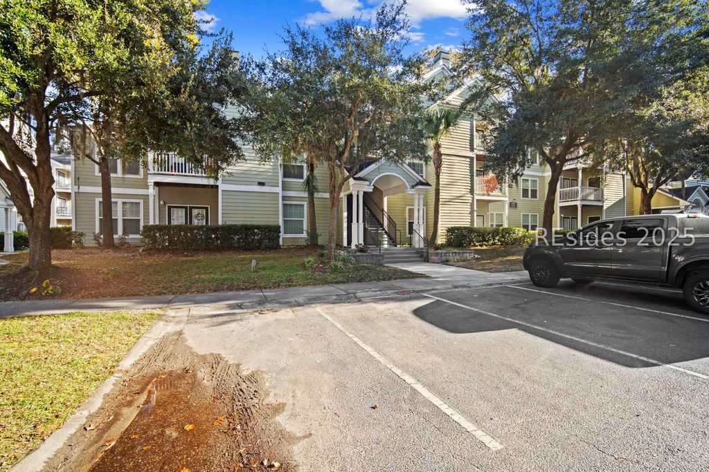 100 Kensington Blvd Apt 318, Bluffton, SC 29910