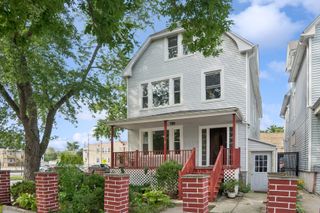 3300 N Karlov Avenue 1, Chicago, IL 60641