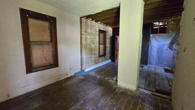 4031 Fremont Avenue N, Minneapolis, MN 55412