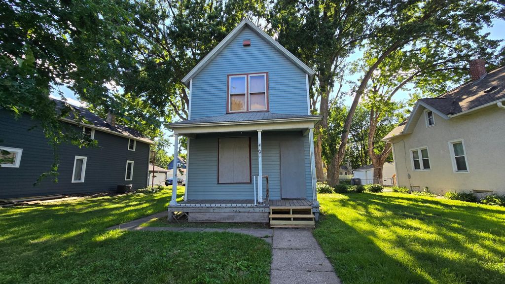 4031 Fremont Avenue N, Minneapolis, MN 55412