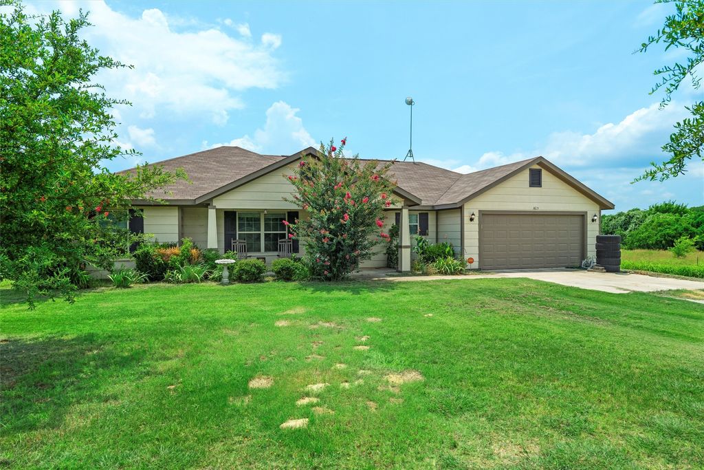 1835 Carter Road, Springtown, TX 76082