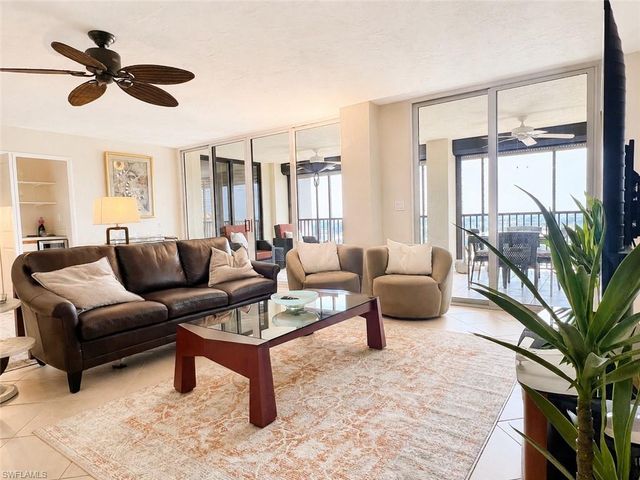 5601 Turtle Bay DR 2003, Naples, FL 34108