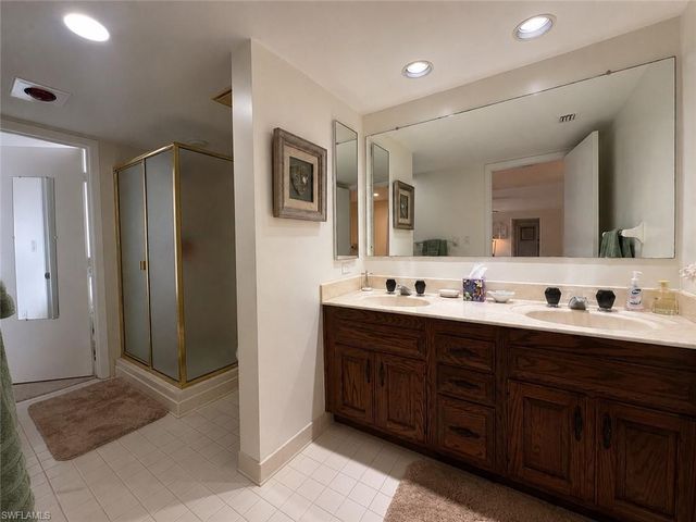 5601 Turtle Bay DR 2003, Naples, FL 34108