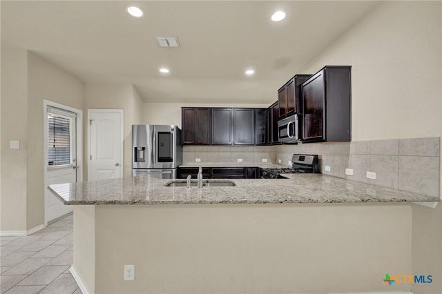 8510 Shooter Cove, San Antonio, TX 78254