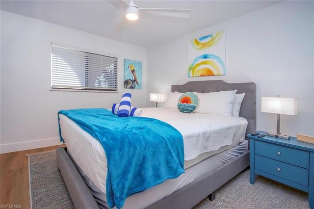 671 E Gulf DR 3C3, Sanibel, FL 33957