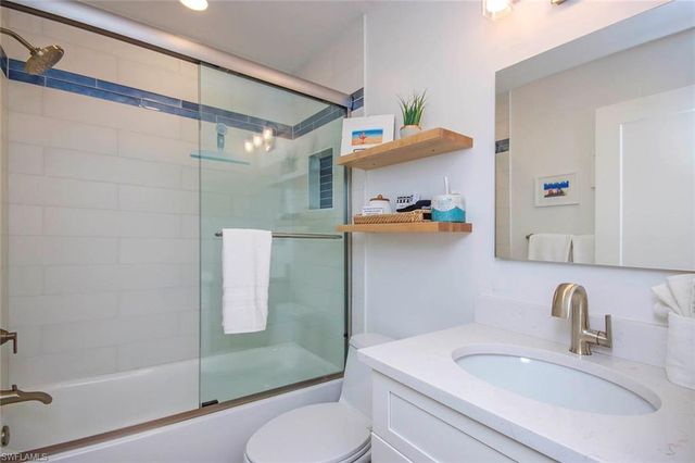 671 E Gulf DR 3C3, Sanibel, FL 33957