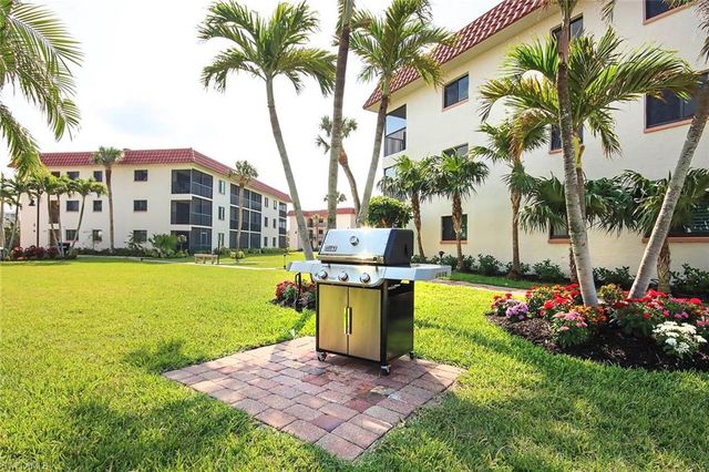 671 E Gulf DR 3C3, Sanibel, FL 33957