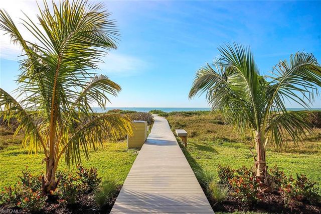 671 E Gulf DR 3C3, Sanibel, FL 33957