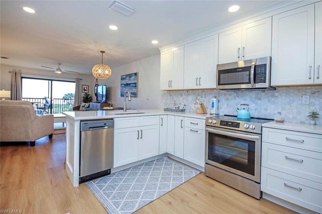 671 E Gulf DR 3C3, Sanibel, FL 33957