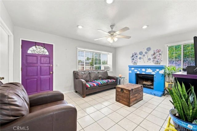 15014 Copper, Mission Hills (san Fernando), CA 91345