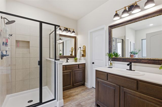 610 Boxwood Court, Greenville, TX 75402