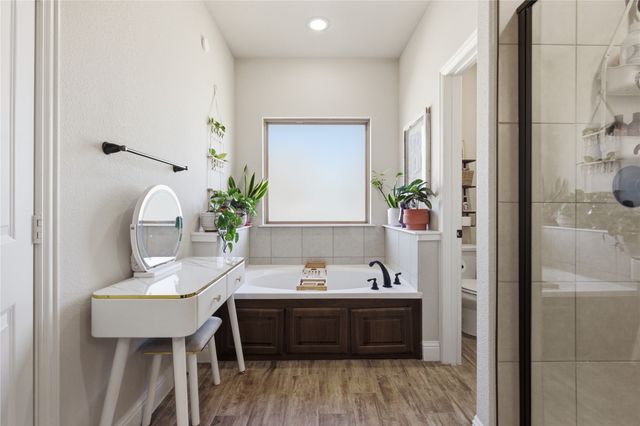 610 Boxwood Court, Greenville, TX 75402