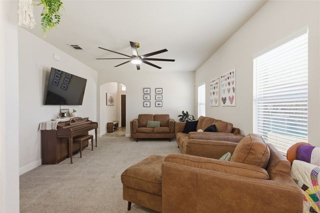 610 Boxwood Court, Greenville, TX 75402