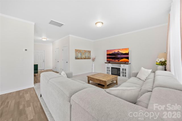8131 Jonagold Lane, Charlotte, NC 28215